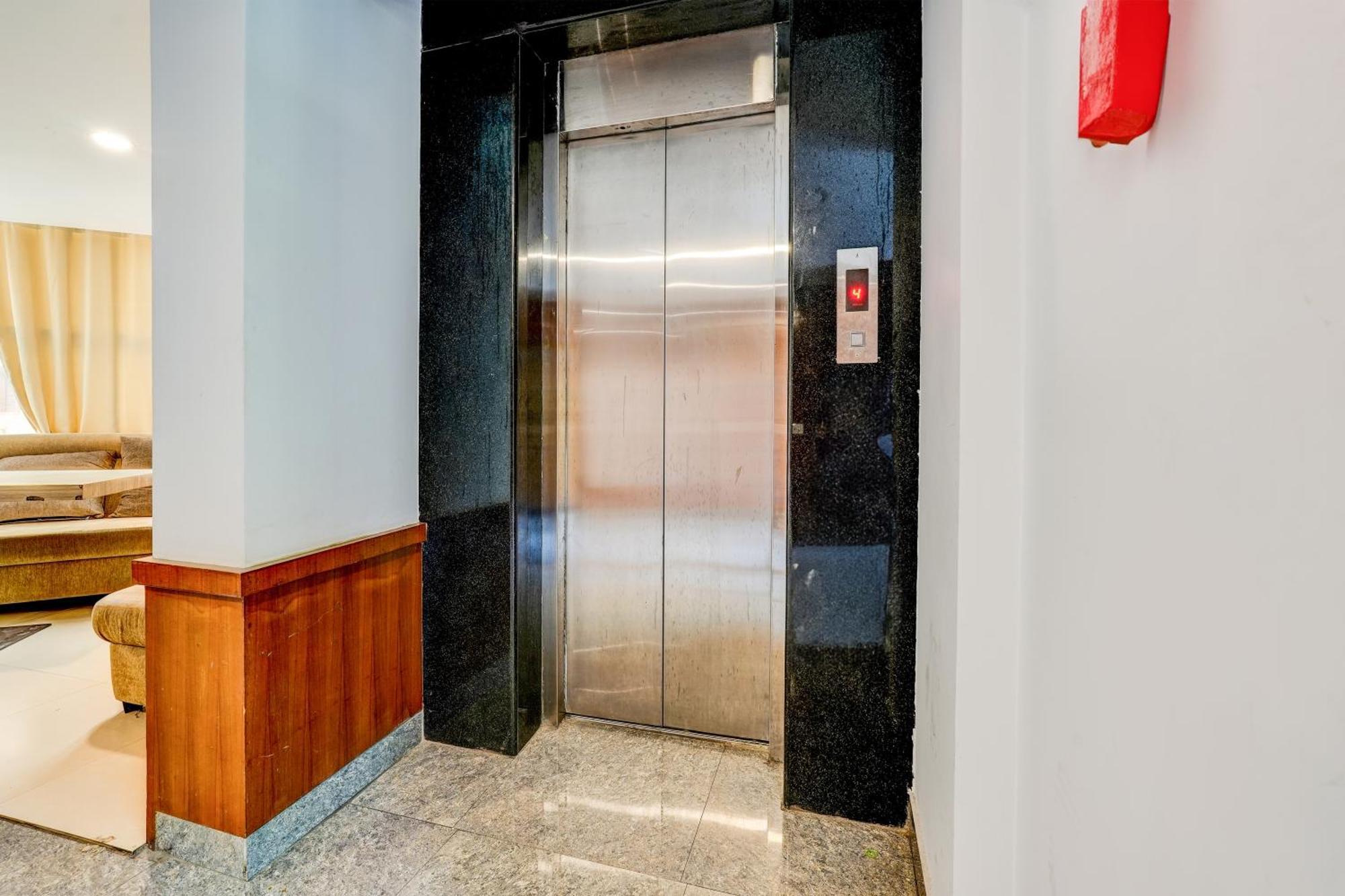 Hotel O V3R Residency Bangalore Luaran gambar