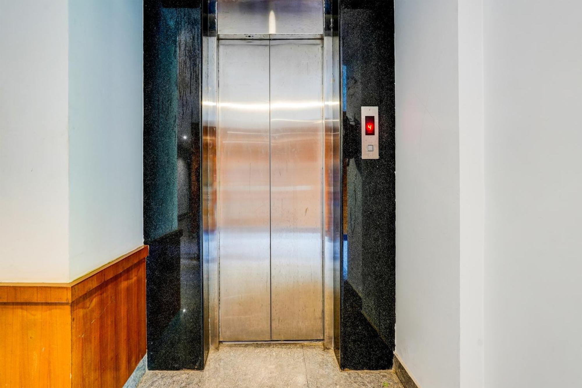 Hotel O V3R Residency Bangalore Luaran gambar